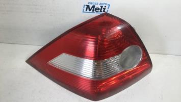Fanale posteriore principale sinistro (luci)