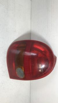 Fanale posteriore principale sinistro (luci)