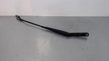 Windshield wiper blade arm