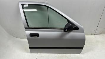 Porte avant droit