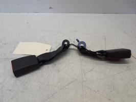 Attache ceinture arriere gauche