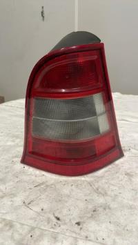 Fanale posteriore principale destro (luci)