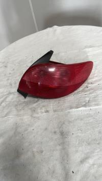 Fanale posteriore principale destro (luci)