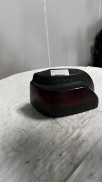 Fanale posteriore principale sinistro (luci)