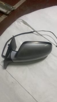 Specchietto retrovisore sinistro