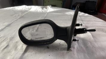 Retrovisor izquierdo
