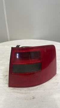 Fanale posteriore principale destro (luci)