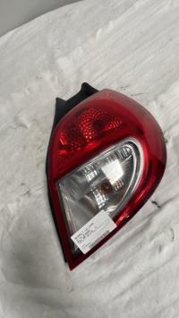 Fanale posteriore principale destro (luci)