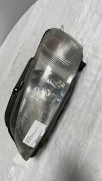 Gruppo ottico anteriore principale sinistro (luci)(faro)