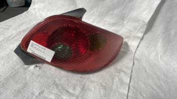 Fanale posteriore principale destro (luci)
