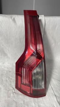 Fanale posteriore principale sinistro (luci)