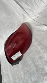 Fanale posteriore principale destro (luci)