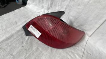 Fanale posteriore principale destro (luci)