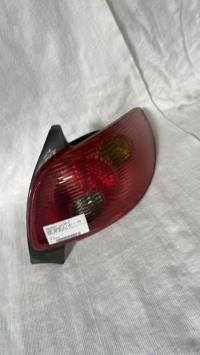 Fanale posteriore principale destro (luci)