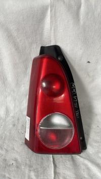 Fanale posteriore principale sinistro (luci)