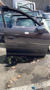 Porte avant droit