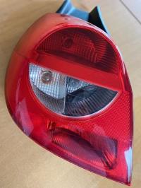 Fanale posteriore principale sinistro (luci)