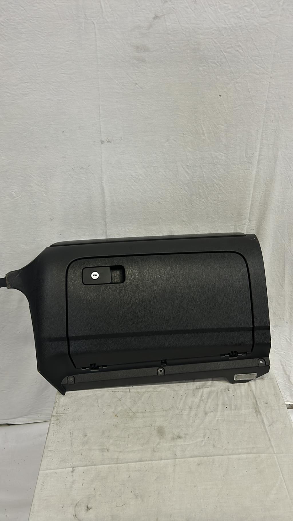 Boite a gants VOLKSWAGEN GOLF 6  - 1