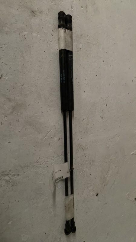 Verin de coffre CITROEN C4 1  - 1