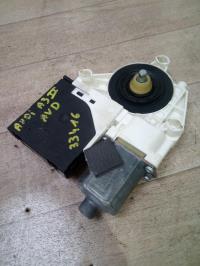 Moteur leve vitre avant droit