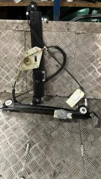 Leve vitre electrique avant droit