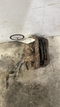 Etrier avant gauche (freinage)