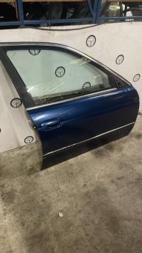 Porte avant droit