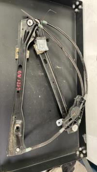 Mecanisme de leve vitre electrique avant droit