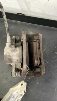 Etrier avant gauche (freinage)