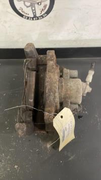 Etrier avant gauche (freinage)