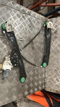 Leve vitre electrique avant gauche
