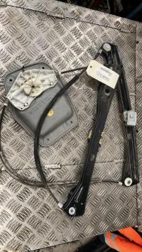 Mecanisme de leve vitre electrique avant droit