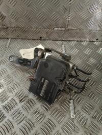 Bloc ABS (freins anti-blocage)