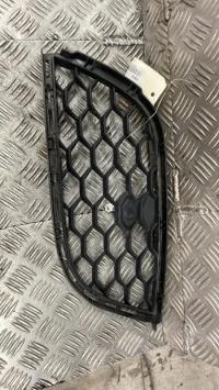 Grille de calandre gauche