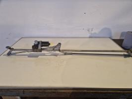 Moteur essuie glace avant