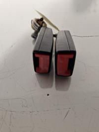 Attache ceinture arriere centrale