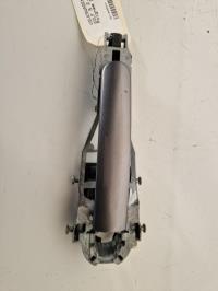 Poignee porte avant gauche