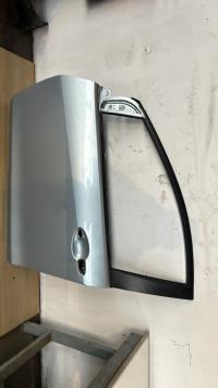 Porte avant gauche