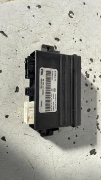 Boitier d'aide au stationnement