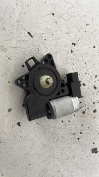 Moteur leve vitre avant droit
