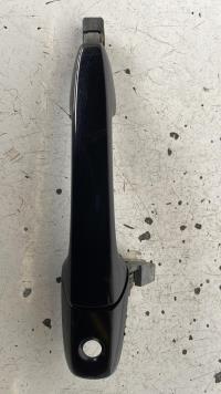 Poignee porte avant gauche