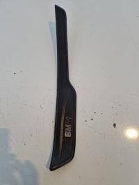 Baguette de porte arriere gauche 