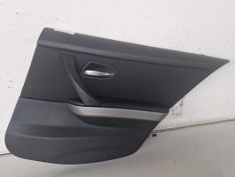 Panneau de porte arriere droit