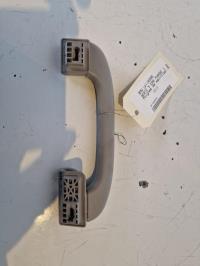 Poignee de maintien arriere droit