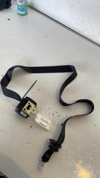 Ceinture arriere droite troisieme ligne