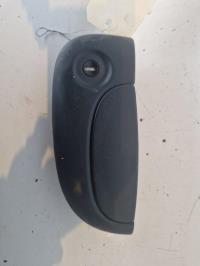Poignee porte avant gauche