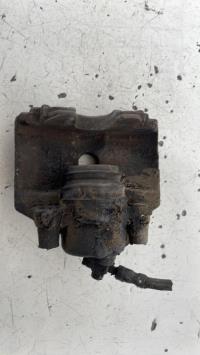 Etrier avant gauche (freinage)