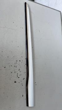 Baguette de porte avant gauche