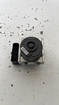 Bloc ABS (freins anti-blocage)