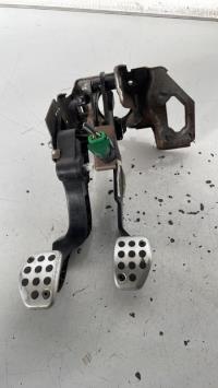 Pedalier